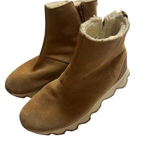 SOREL Kinetic Impact Waterproof Short Tan Suede Boots Size 7 Sherpa Lining‎ Snow